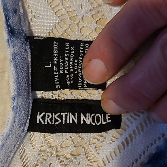 Kristen Nicole blue and white women's top with lace L - Picture 3 of 3